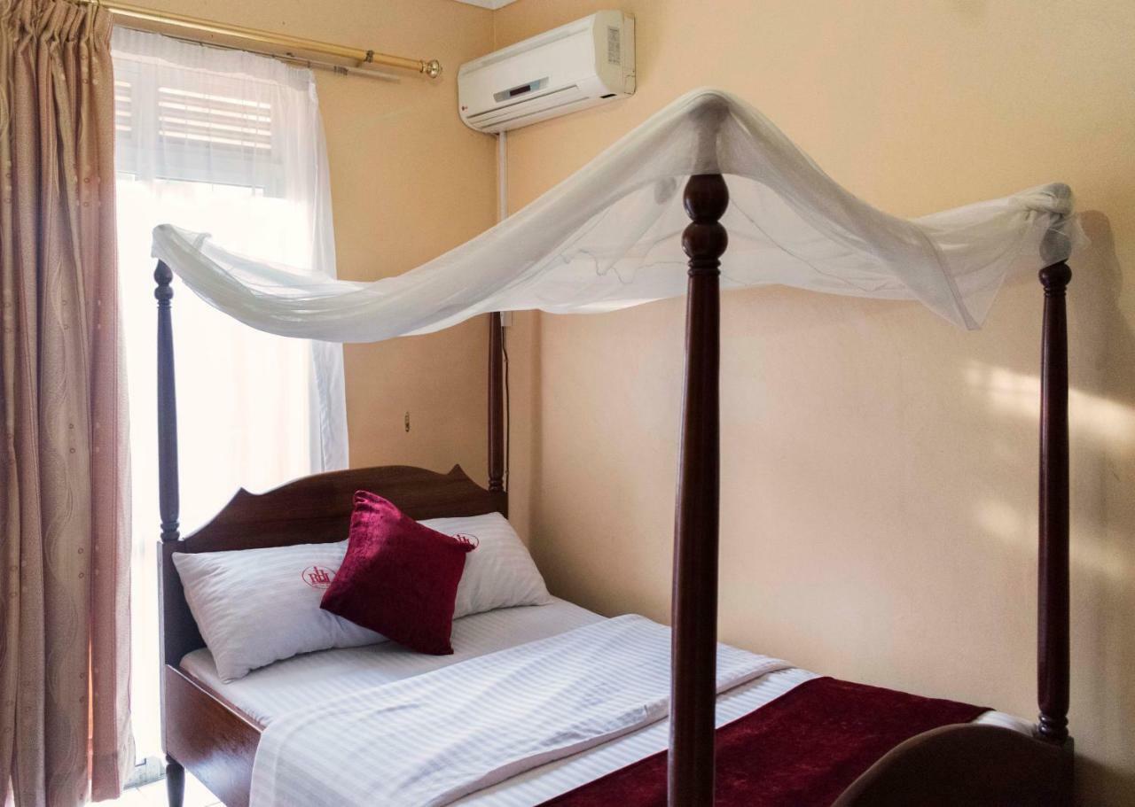 Rwenzori International Hotel Kasese Ngoại thất bức ảnh