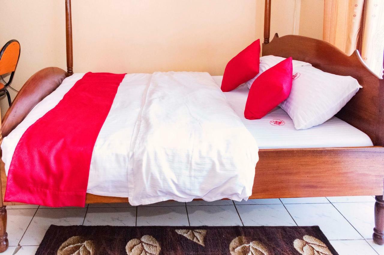 Rwenzori International Hotel Kasese Ngoại thất bức ảnh